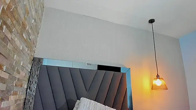 Lisa_prescot - show tits and suck nipples🤤🔥