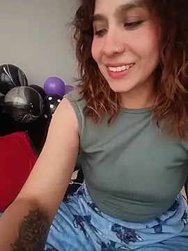 Amstheynovak - Show boobs