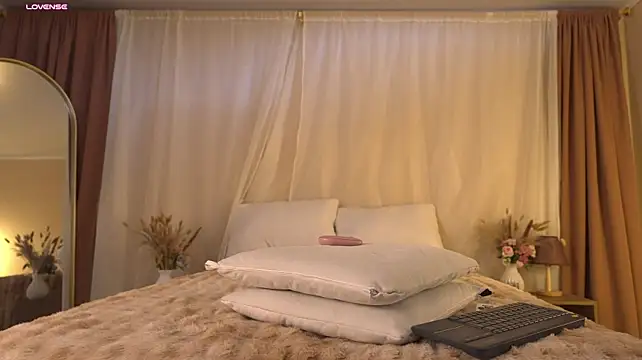 Mula_talove - finger in my pussy