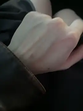 Sunny___Bunny - moan near ppl in public