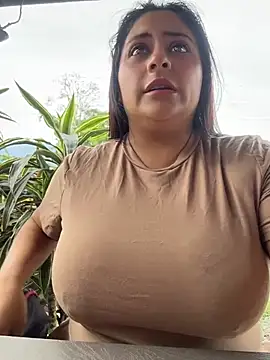 Angie_e - Tits in the face of the Uber