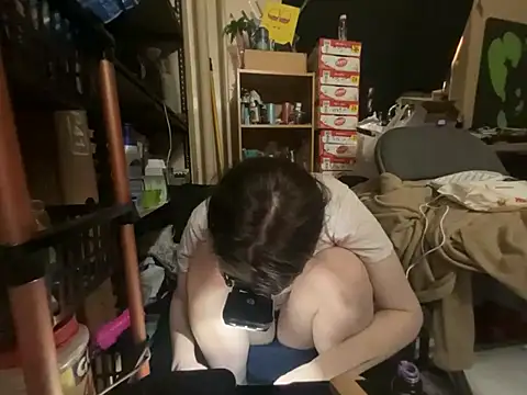 Snowbunnycake_131 - Hang out with me naked group show 8tk