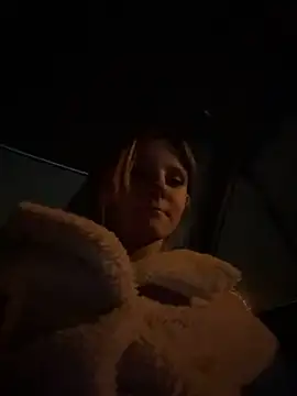 NinnaParri - Sit my face + fingering pussy 🐱