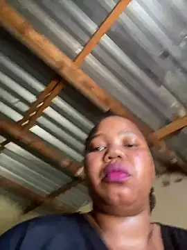 Curvycandy95 - Vibe my couch couchiee💕