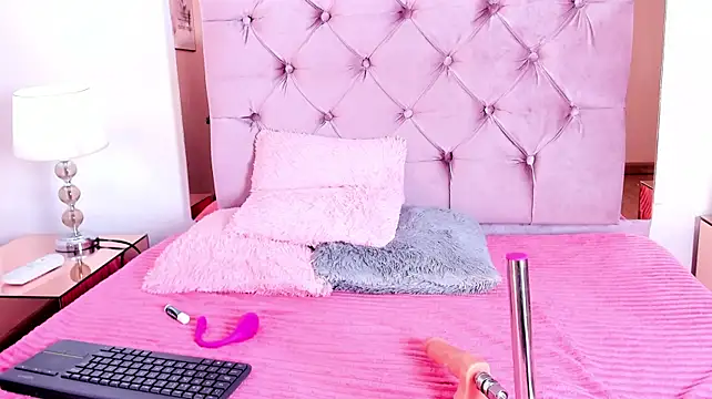 Salem_Smith_ - Spit on my pussy 😈😈🔥