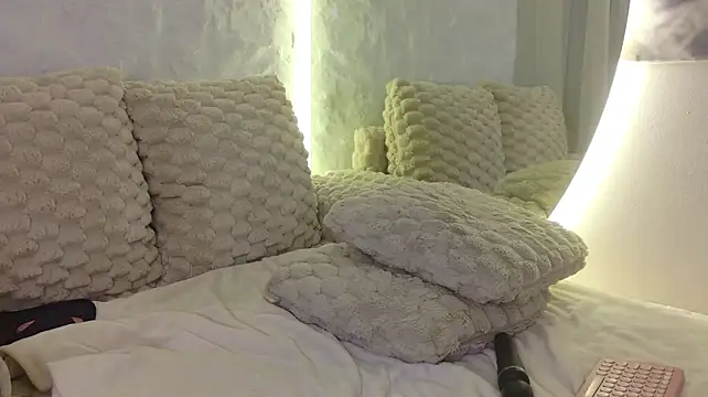 Moniqque - Naughty video for last tipper