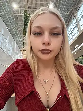 AngelinaTous