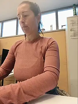 Bichota85 - Lamer tetas+ 2 videos LT