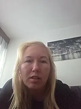 StephanieWhite - Komplett nackt