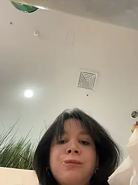 MietteDream - Say loud"Fuck me right now!"in crowdedWC