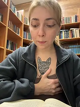 Sunny___Bunny - massage ass near ppl in public