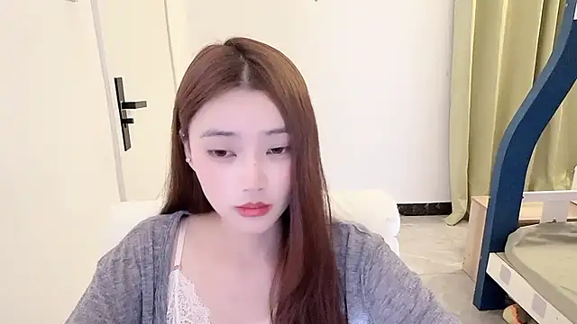 Onesarali - 如果有特别粘你的小猫咪，那一定是我变的