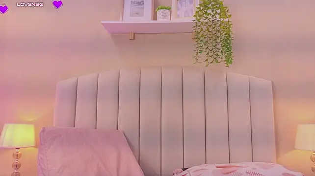 Cutee_Alessia - control lush 5 min