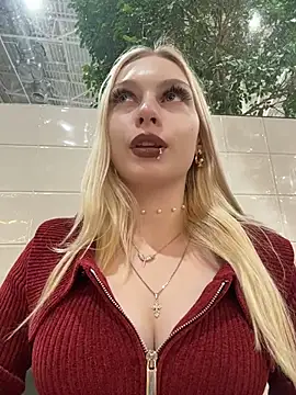 AngelinaTous