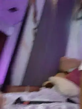 Julii_Sw - fingers in the pussy ✌😈