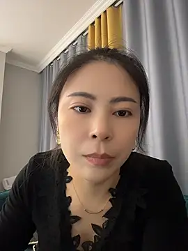 YaoYao8888 - 脱掉内裤直播3分钟