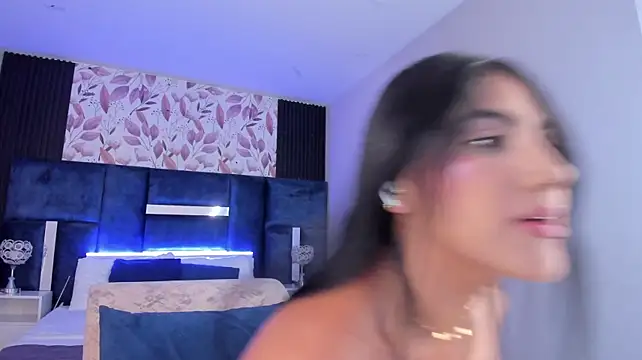 PaulinaDuarte - Bounce my boobs in your face🙈