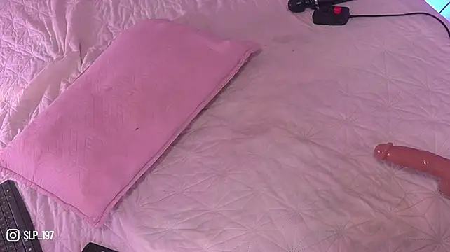 Sara_lopee1 - RIDE KINGKONG + SQUIRT