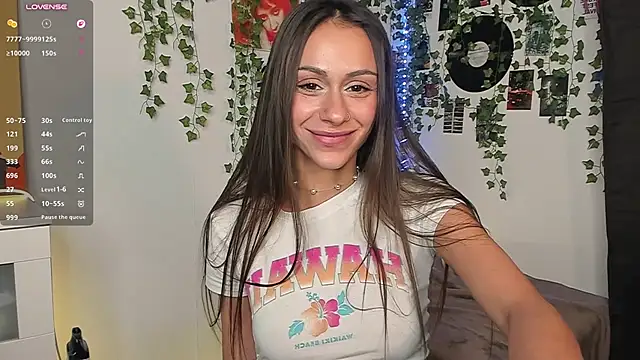 Tinnymolly - Shake that ass girl!