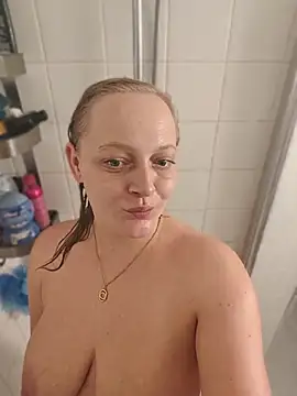 -HotAnna- - Last tipper gets free video