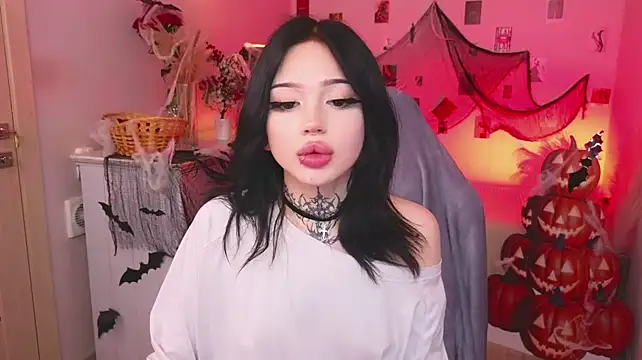Emma_Kirks - ass in oil and 10 slaps