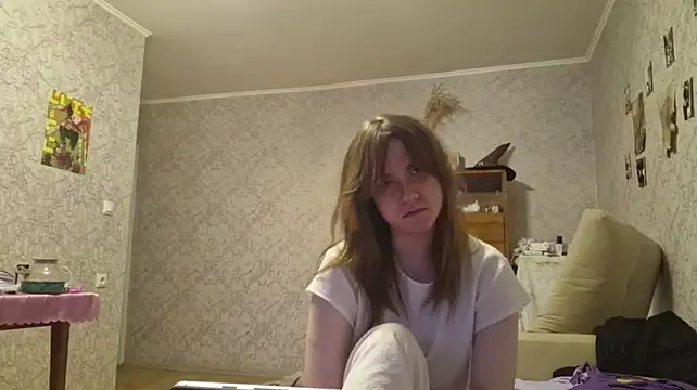 BeatriceHrivnak - Spin around, show my outfit