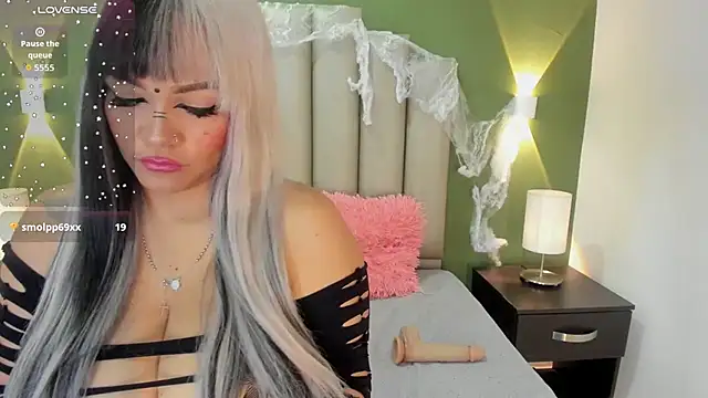 VenusWild_ - AMAZING BOOBS PLAY WTH DILDO