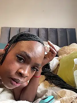 LuciousLips96