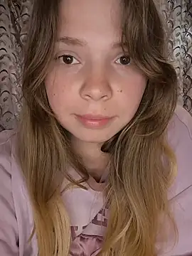 Zuli_Kiska - Give me a birthday present