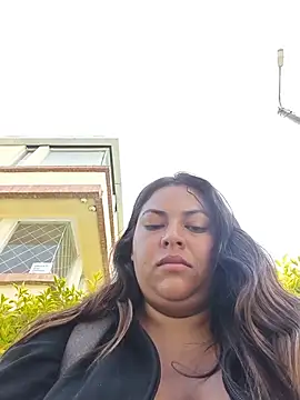 OUTDOORS_VELEN - Big squirt in street❤️‍🔥
