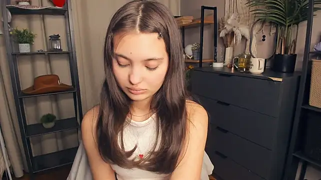 ReynaCarco - Play with nipples close to you