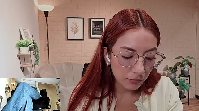 MissOffice_ - Shhh see my boobs while my boss left🤫