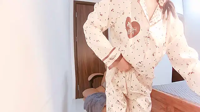 Katun9911 - 💛 naked show body (cởi trần)