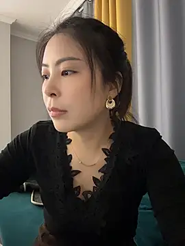 YaoYao8888 - 脱掉内裤直播3分钟