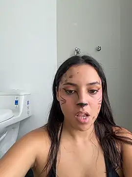 MeggyMae_ - PINCH MY NIPPLES 🍒🤏