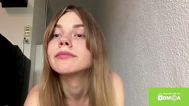 SunnyStrike - show nails