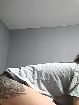 AntoniaHottie - 💜ride dildo hottie💜