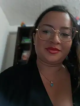 LunaDiaz999 - Explicit show in the bathroom