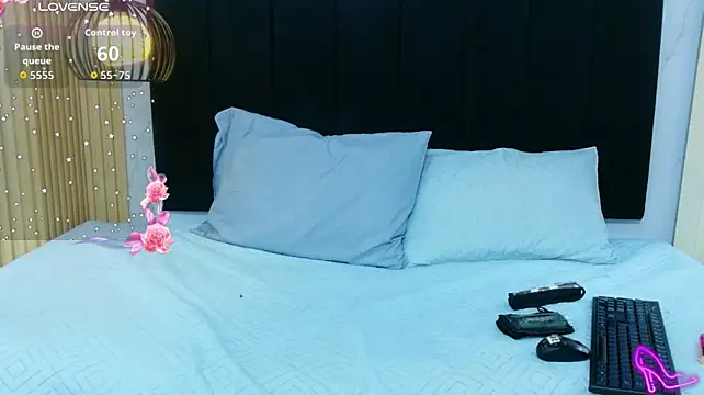 Hornybarelylegalgirl - 🤘🏻🥵FINGER PUSSY HARD 🤘🏻🥵