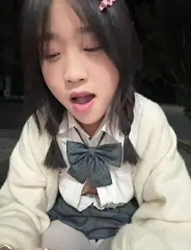Zzx7h - 全裸兩分鐘（不漏點）