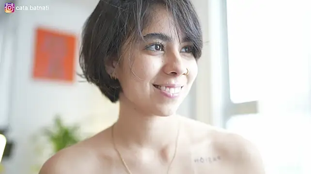 Cata_batnati - topless ❤️‍
