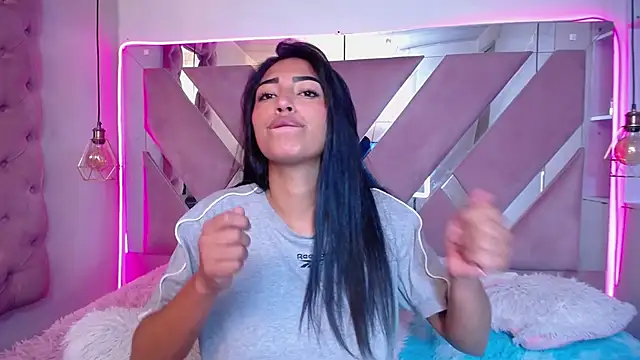 Luisamorety - ANAL BIG DILDO