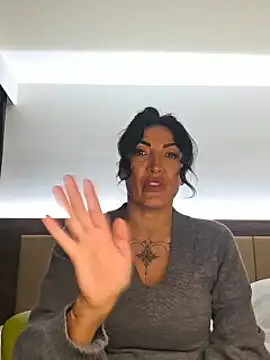 GermanMiia - HOT MILF DIRTY TALK🥵