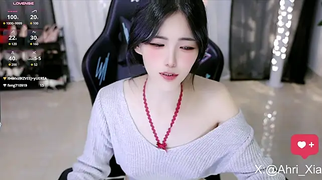 Ahrii_yan - 快点，扒光我👠