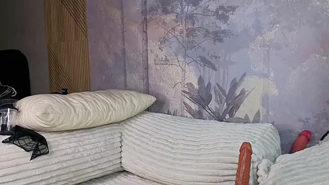Nikki_Mi1k - take off my panties