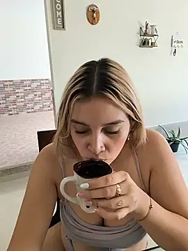 Miia_Sw - fingers in the pussy ✌😈