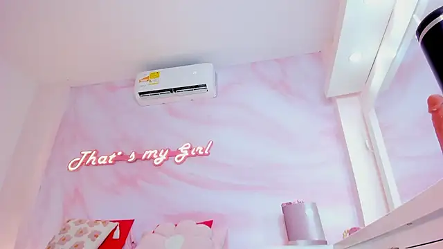 Adalyn_Cute - shake ass not panty+ spank x4 🔥🍑💦