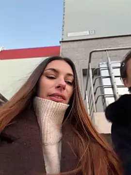 AmelieCrystal - bite her ear to make her horny >_<