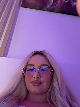 Mollyxxx - Cum&squirt(LT get whatsap or control