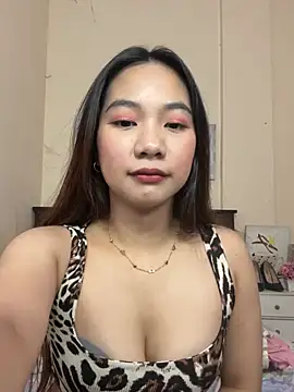 DiaraXiao - PLAYING BOOBS AND NIPPLES 👅